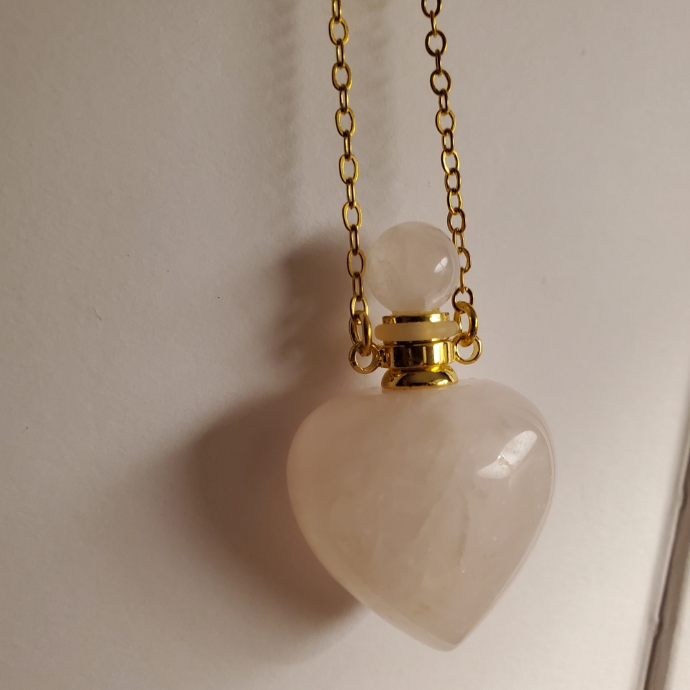 Rose Quartz Perfume Bottle Necklace Faux‎ Gold Clasp Chain NWOT